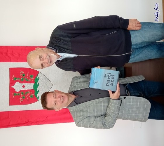 Hebling olvasni jo copy